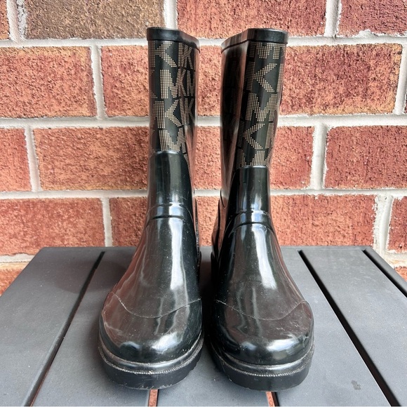 Michael Kors Monogram Rain Boots | Black & Brown | Size 7 - Picture 2 of 5
